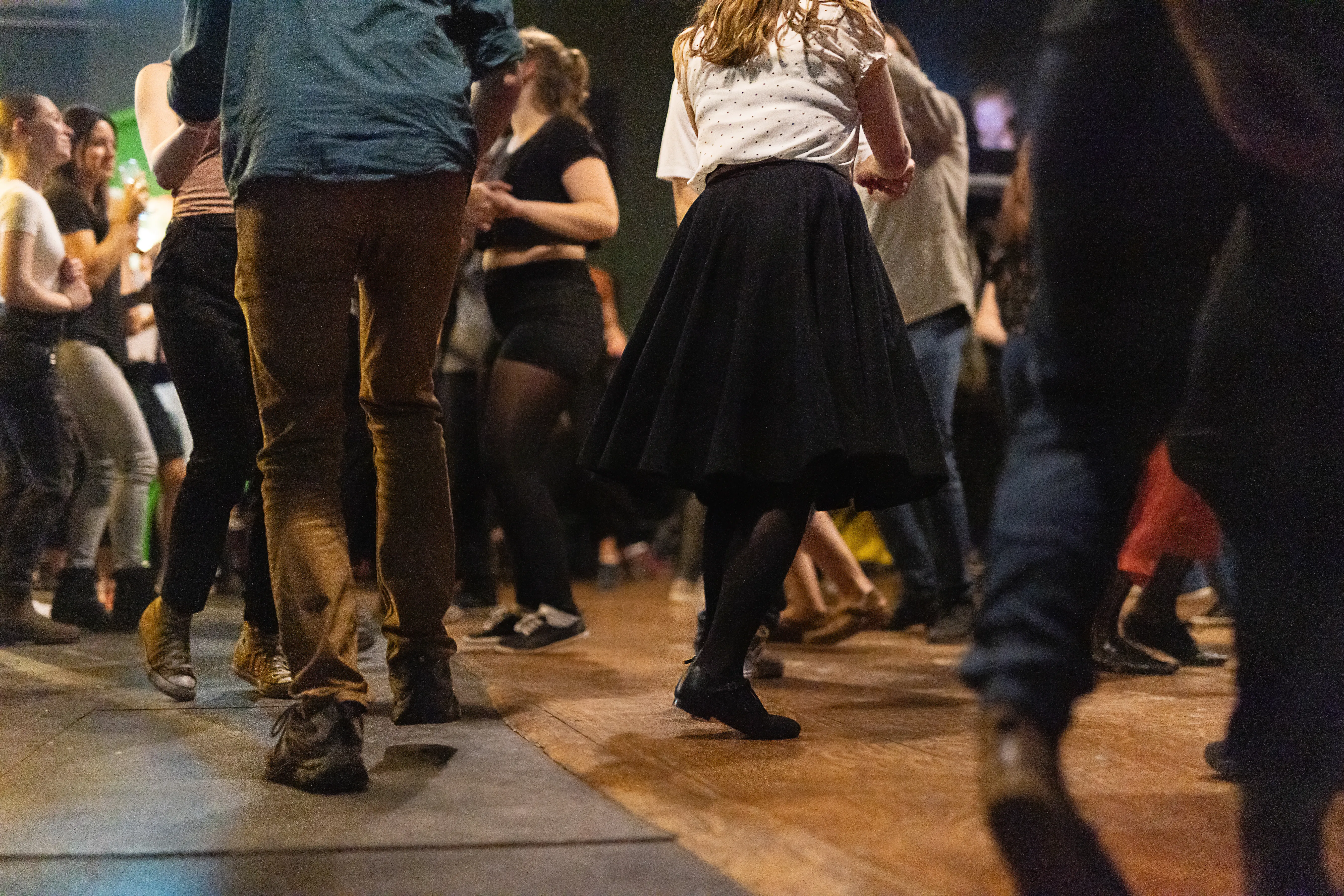 Couple de danseurs Swing en action